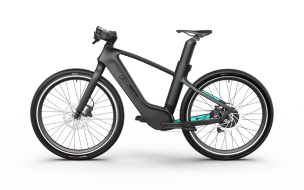 Mercedes-AMG F1® Team Track Edition 250 Electric Bike