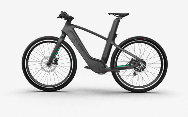 Mercedes-AMG F1® Team Track Edition 250 Electric Bike